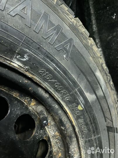 Yokohama Ice Guard Studless IG50 215/65 R16 50H