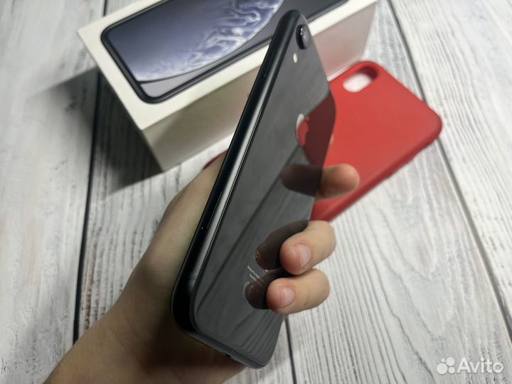 iPhone Xr, 64 ГБ
