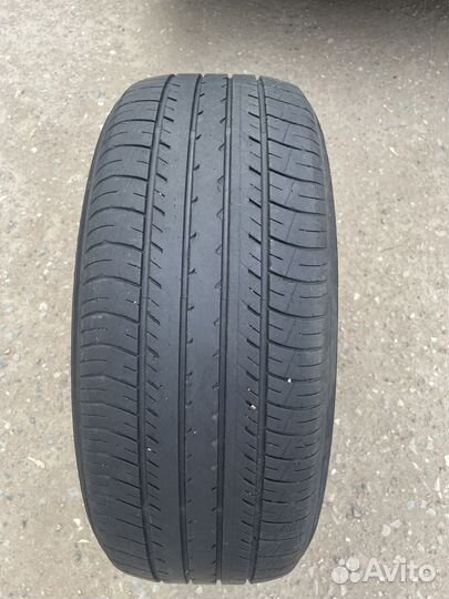 Yokohama 104ZR 215/55 R17