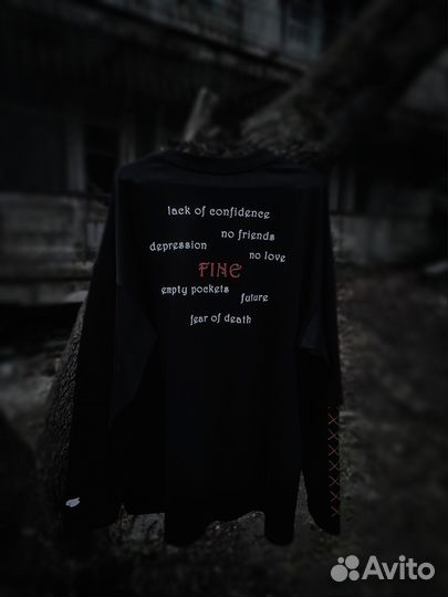 Longsleeve hikikomori kai