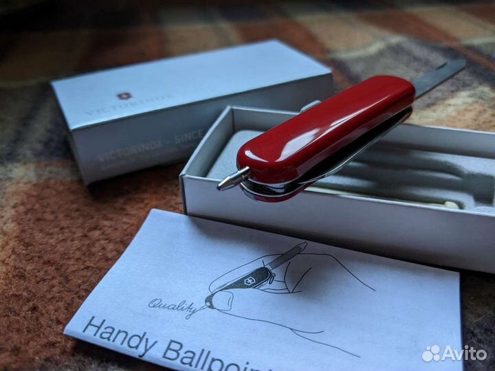 Нож-брелок Victorinox Signature 58mm