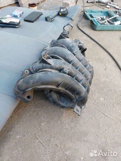 Коллектор впускной. Mitsubishi Colt Z30