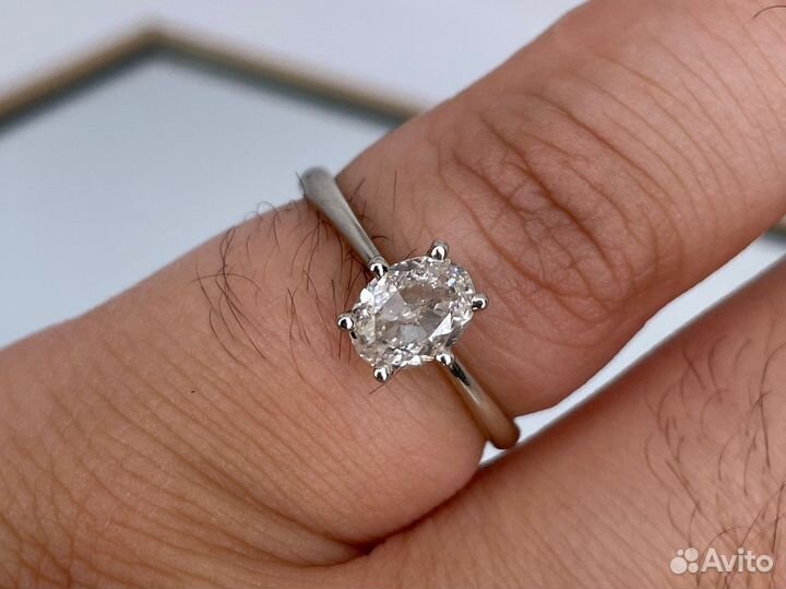 Золотое кольцо с брилл. 0.80 ct