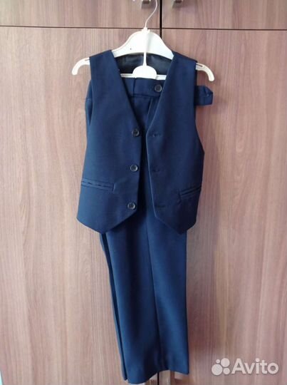 Школьный костюм