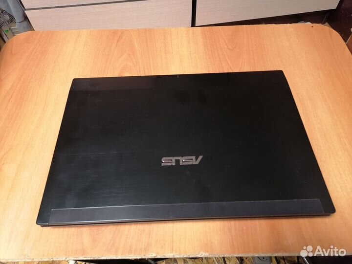 Ноутбук asus