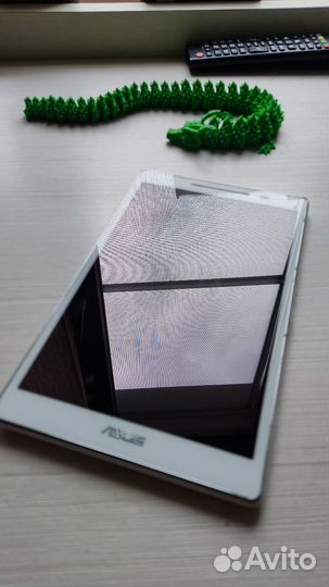 Планшет Asus Zenpad 8