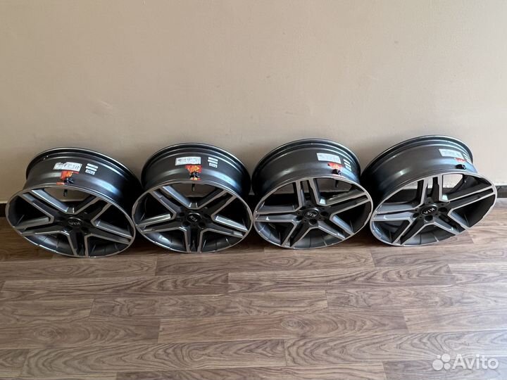 Литые диски R18 (KIA K5)