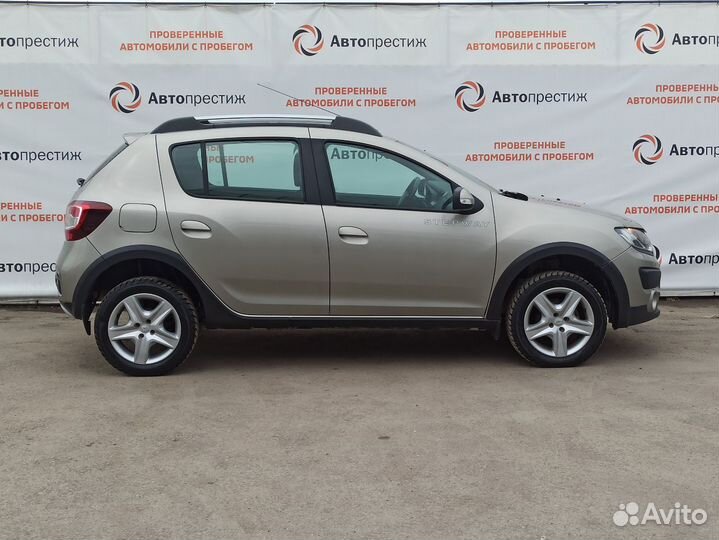 Renault Sandero Stepway 1.6 МТ, 2017, 92 000 км