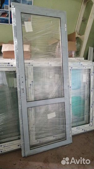 Двери алюминиевые