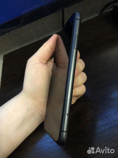 iPhone 11
