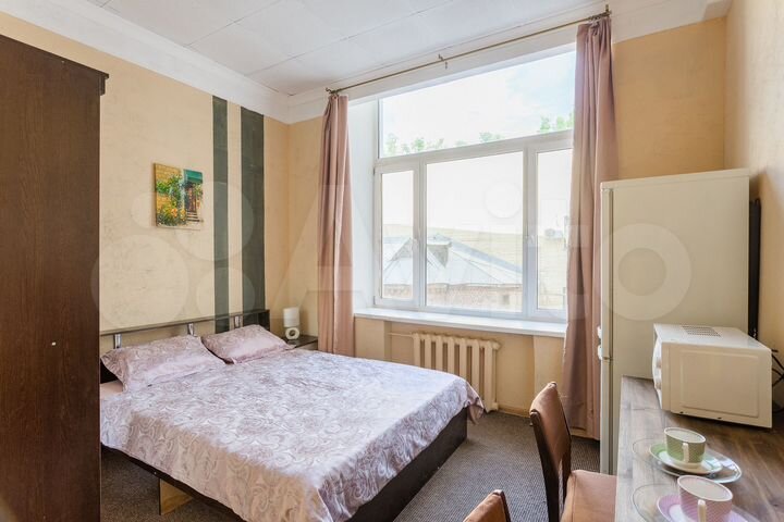 Комната 24 м² в > 9-к., 2/6 эт.