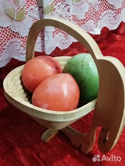 Фруктовница деревянная