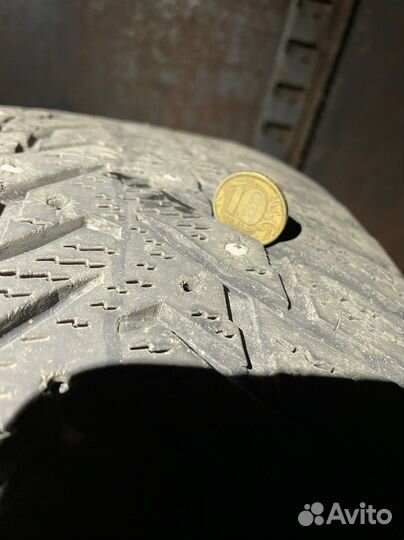 Nokian Tyres Hakkapeliitta 8 225/50 R17