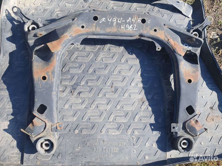 Подрамник передний Audi A4 B6