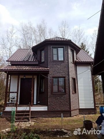 Кровельщик на загородное строительство