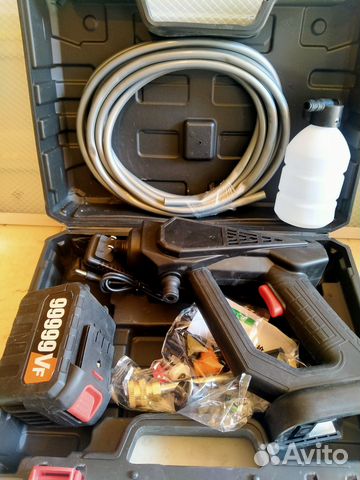 Автомойка AquaGun с 1-м аккумулятором