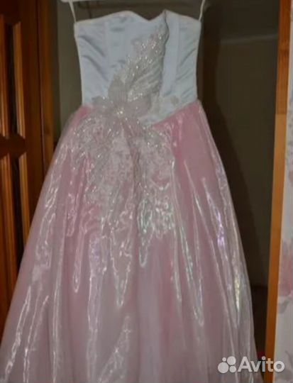 Бальное платье
