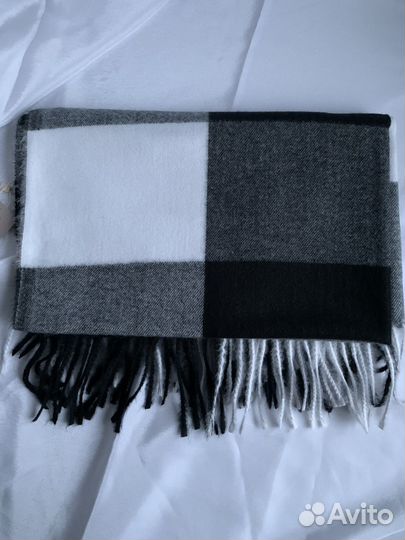 Палантин женский новый