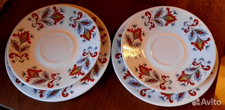 Чайные трио «Queen Anne». Костяной фарфор. Англия