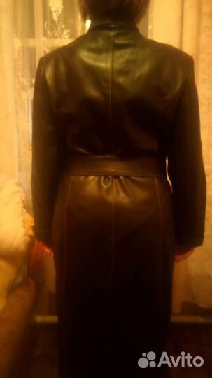 Плащ кожаный женский