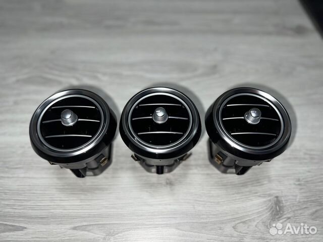 Воздуховод дефлектор Mercedes W205