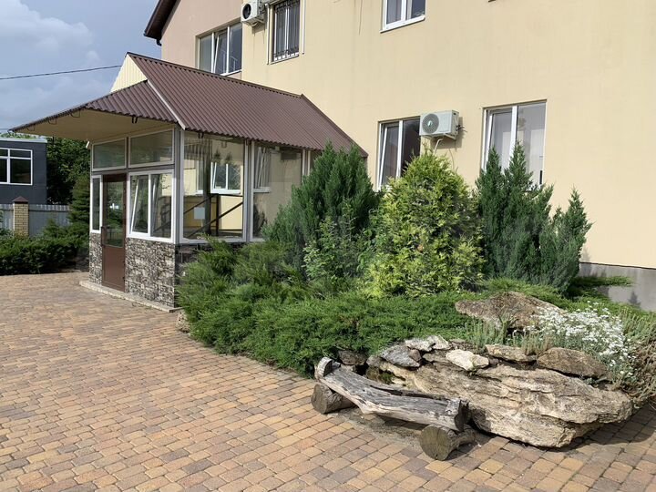 Производство, 1300 м²