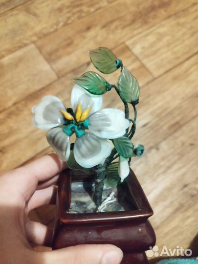 Стеклянный цветок