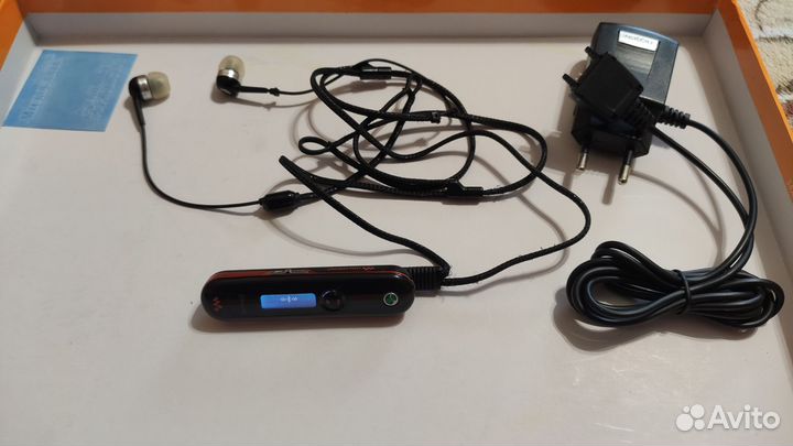 Гарнитура sony ericsson ретро