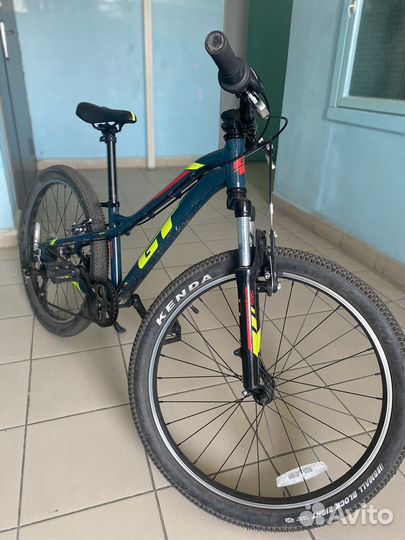 Горный велосипед подростковый GT 24 stomper prime