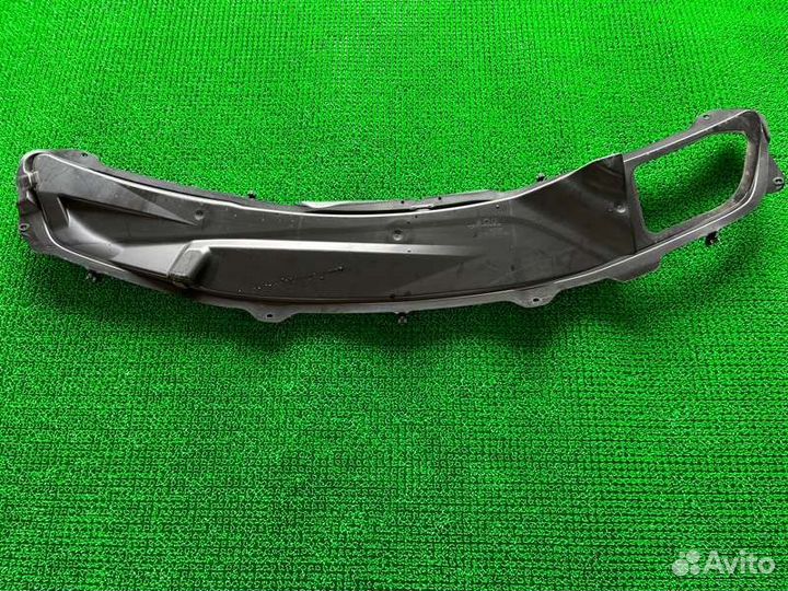 Жабо Mercedes-Benz GL550