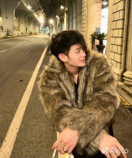 Шуба balenciaga faur fax type