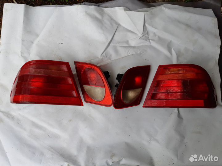 Оптика задняя Mercedes W210 дорестайлинг