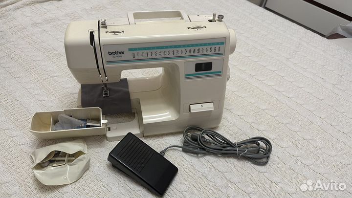 Швейная машина Brother XL-4040