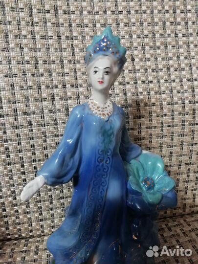 Статуэтка Хозяйка медной горы гжель