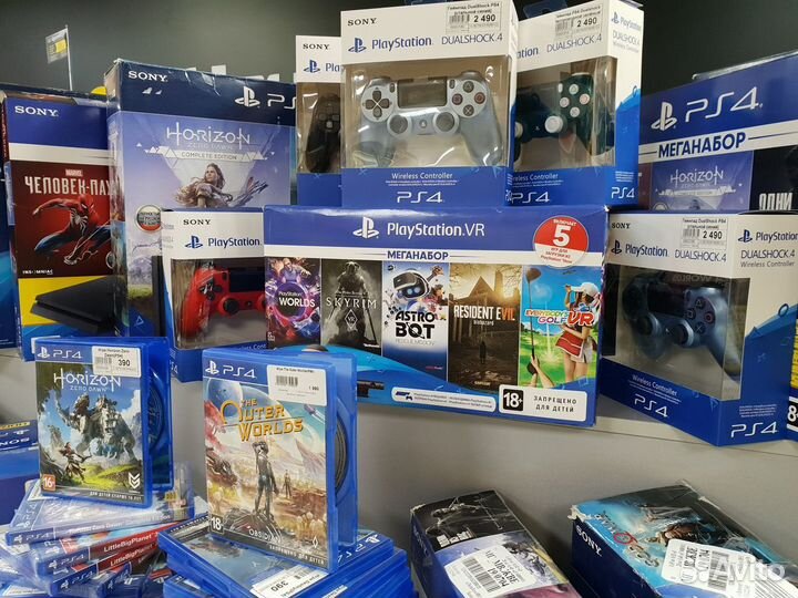 PS4 Pro Slim Fat 1TB + 2 геймпада + 2 move + игры