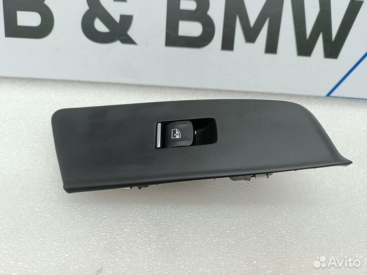 Кнопка стеклоподъемника передняя правая BMW 5 G30