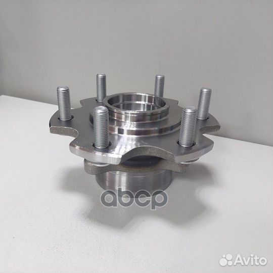 Ступица с подшипником mitsubishi pajero III 00