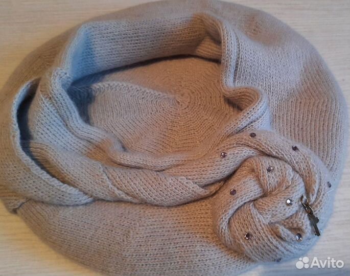 Продам зимние жен береты и шапки