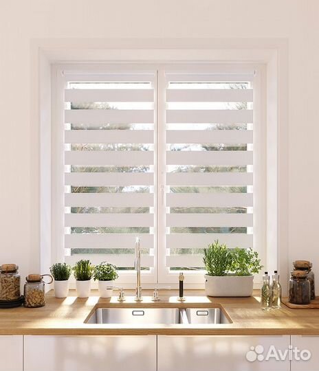 Штора рулонная День-Ночь 160x160 снежно-белый;