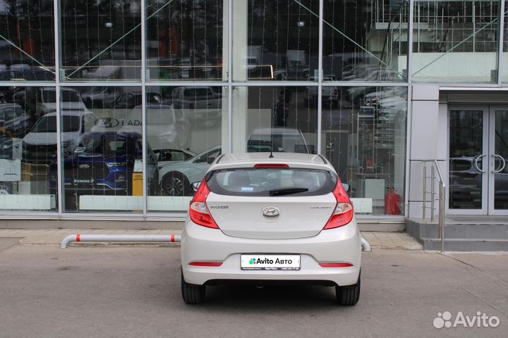 Hyundai Solaris 1.4 МТ, 2015, 80 833 км