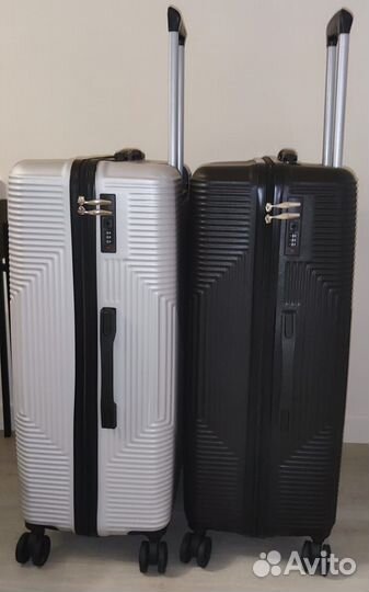 Чемодан на колесах большой xl