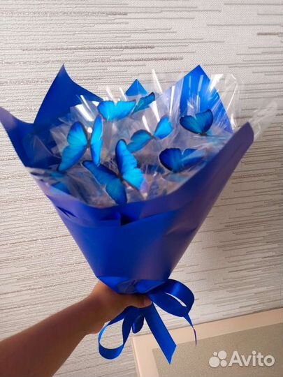 Светящийся букет из бабочек