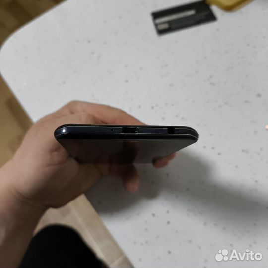 LG X power K220DS, 2/16 ГБ
