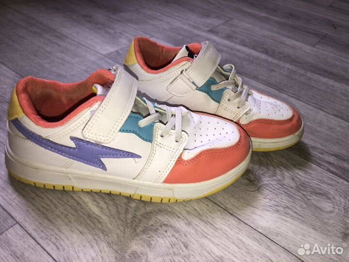 Кроссовки 33р для девочек