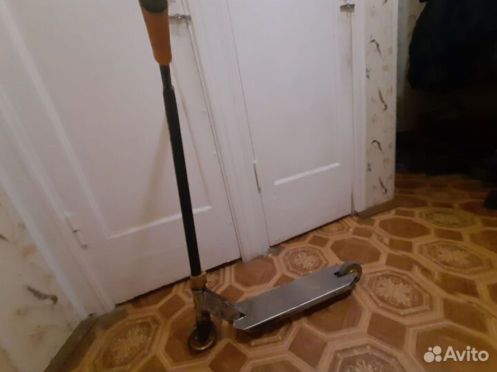 Трюковой самокат