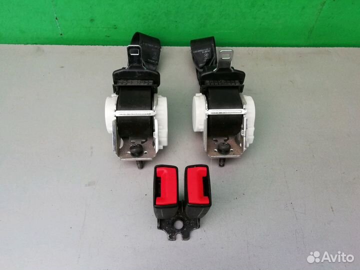 Ремень безопасности задний Форд Фокус 3