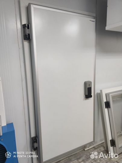 Дверь холодильная 1000 х 2200 -18с