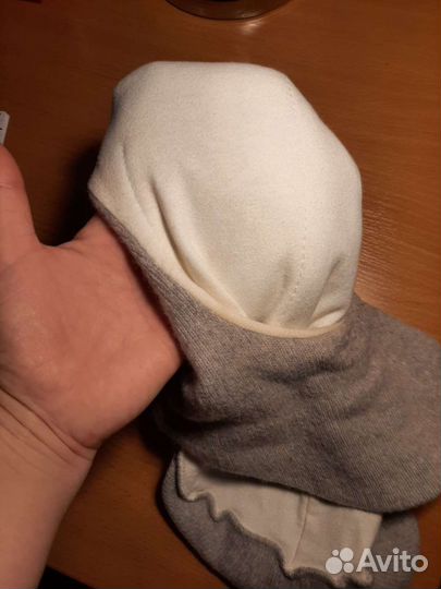 Шапка-шлем с натуральным помпоном