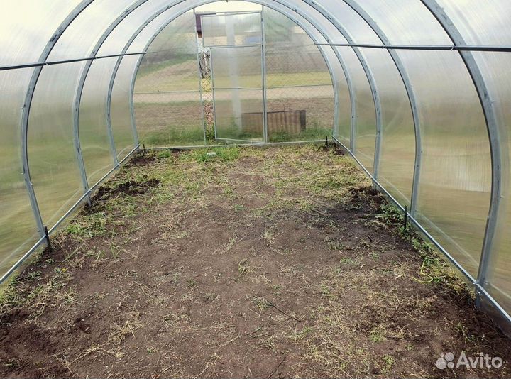 Теплица из поликарбоната