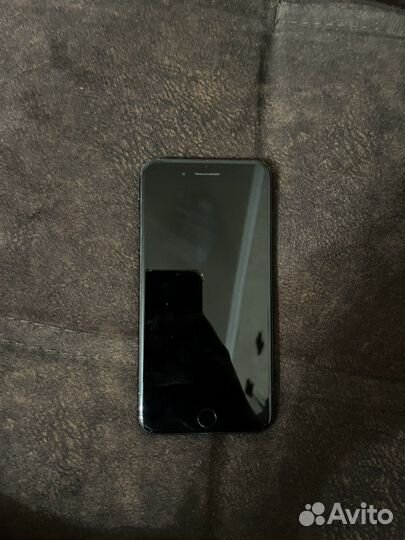 Телефон iPhone 7 plus